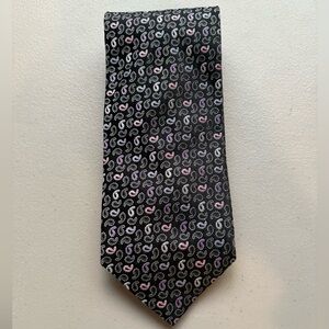 Elegant Black Silk Tie with Purple and White Paisley